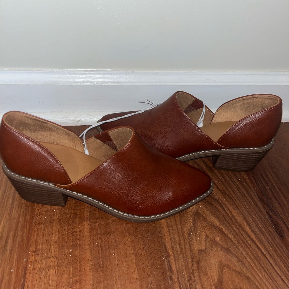 NWT Mule Boots size 8